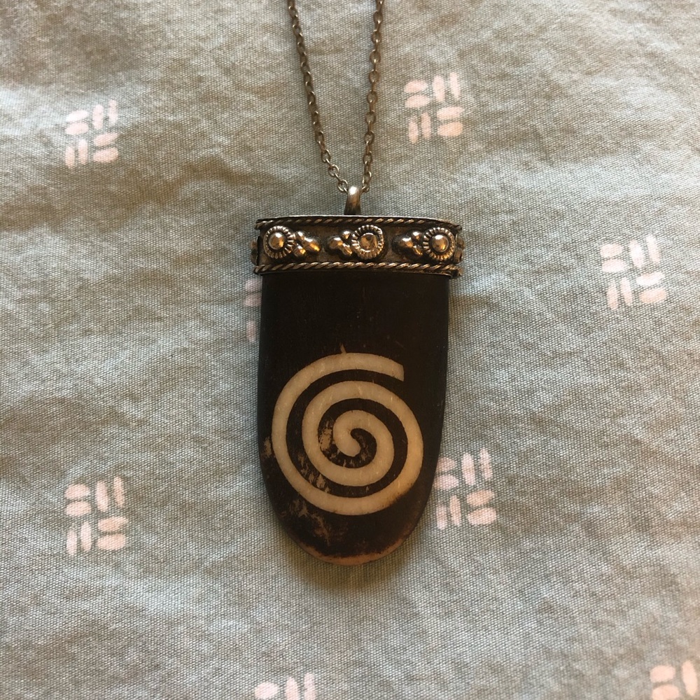 Bone pendant with spiral